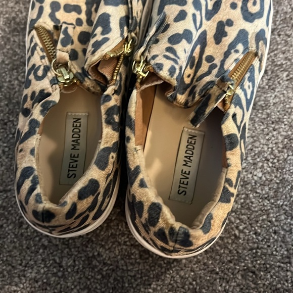 Steve Madden Cheetah Sneakers - Picture 5 of 8